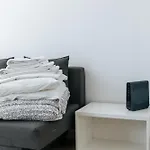 Center Arroios Flat 5 *